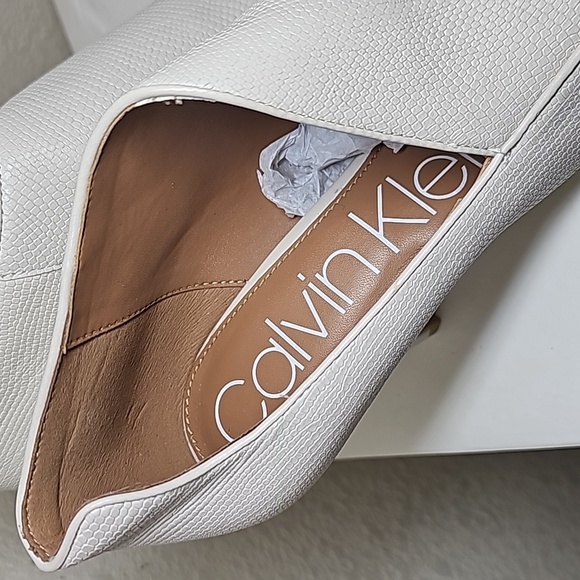 Calvin Klein Nastassia Shiny Lizard - Picture 5 of 10